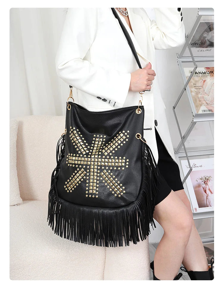 Shoulder Bag studded